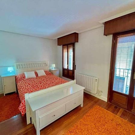 Andra Mari Etxea Apartamento En Parte Antigua Bermeo Bagian luar foto