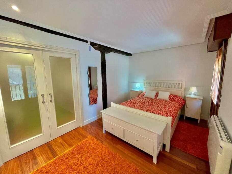 Andra Mari Etxea Apartamento En Parte Antigua Bermeo Bagian luar foto
